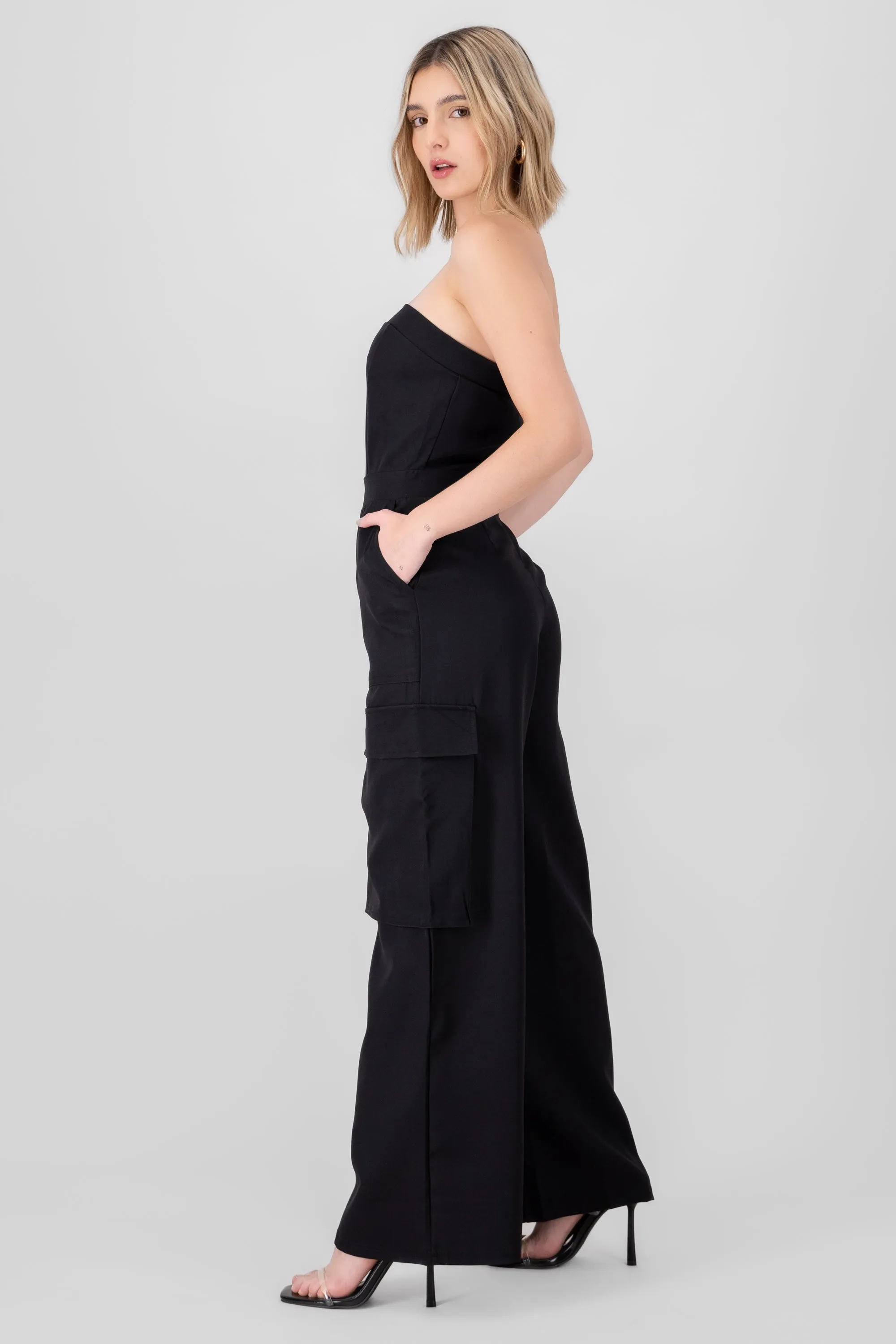Jumpsuit strapless bolsas cargo sold by Shasa product image thumbnail 3