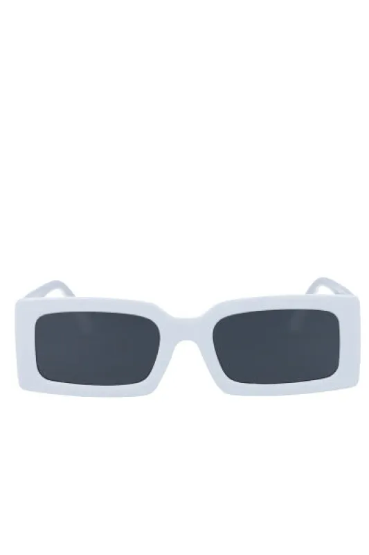 Lentes rectangulares oversize sold by Shasa