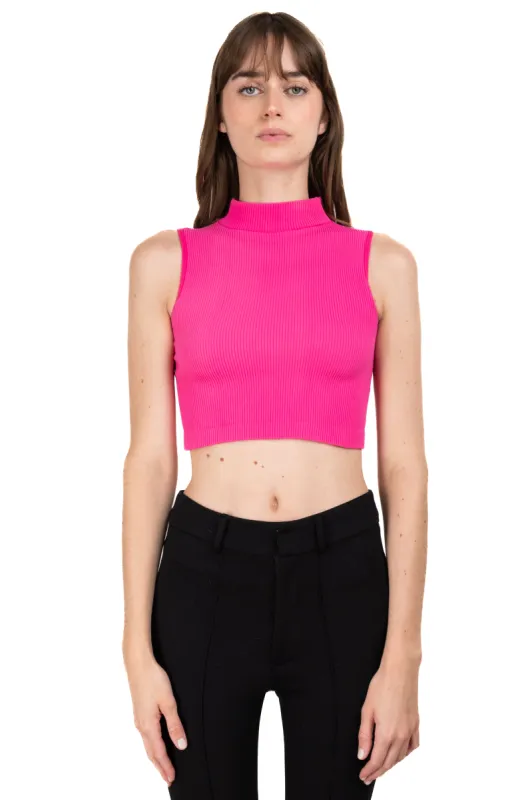 Top acanalado cuello alto sold by Shasa