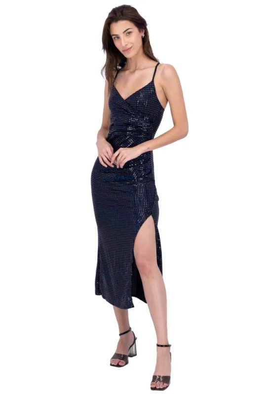Vestido midi cruzado lentejuela sold by Shasa
