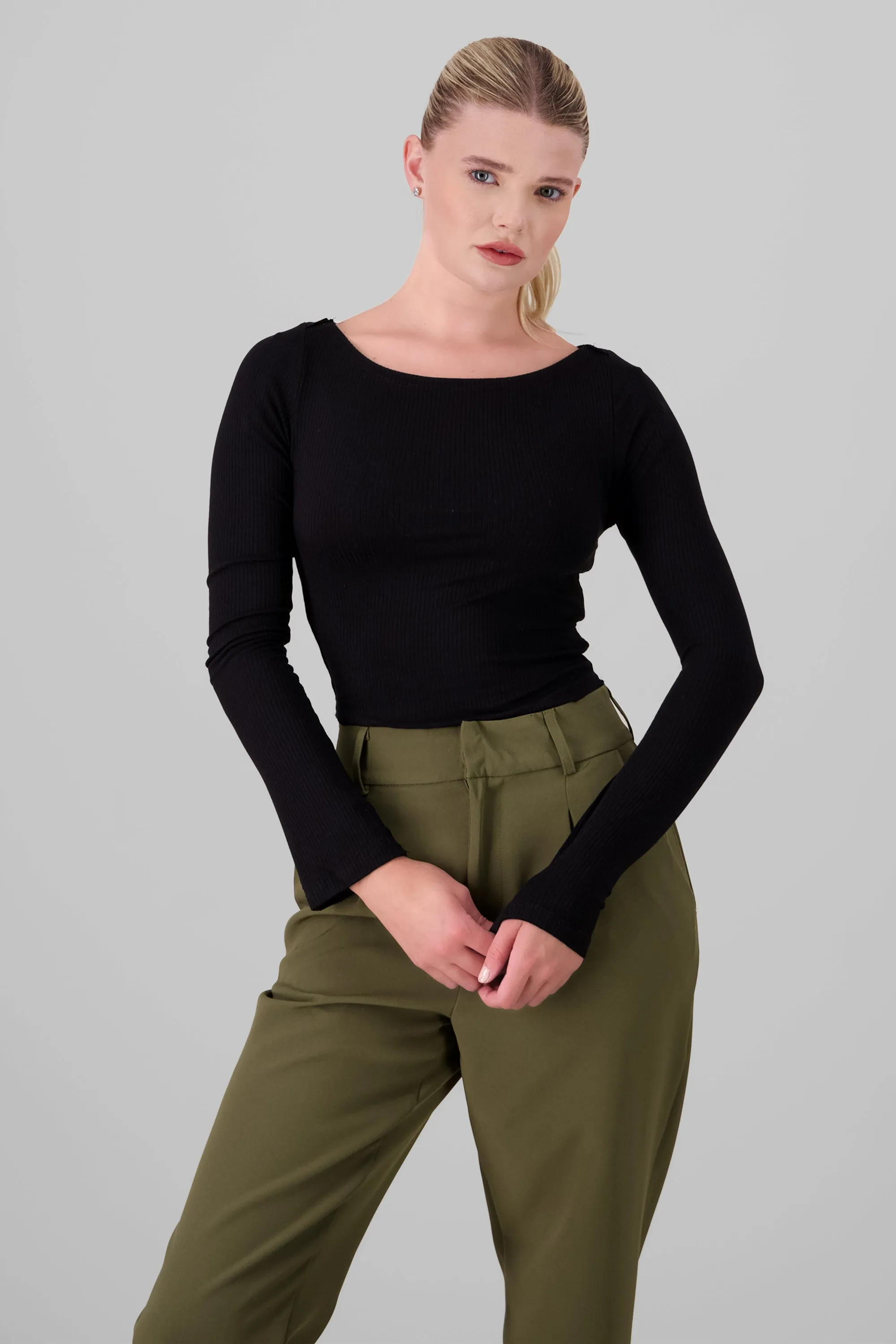 Top cuello redondo manga larga sold by Shasa