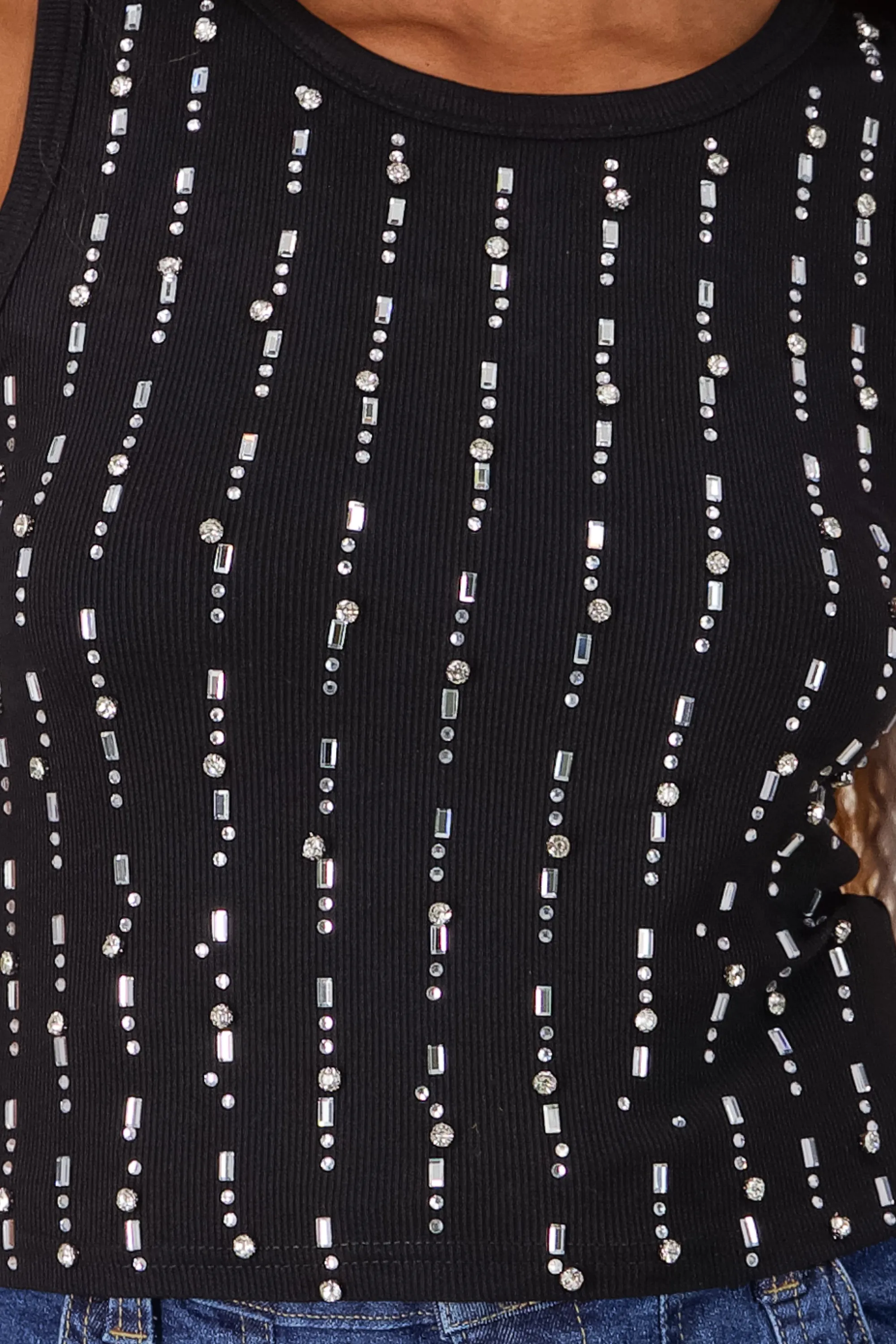 Top sin mangas detalle brillos sold by Shasa product image thumbnail 5