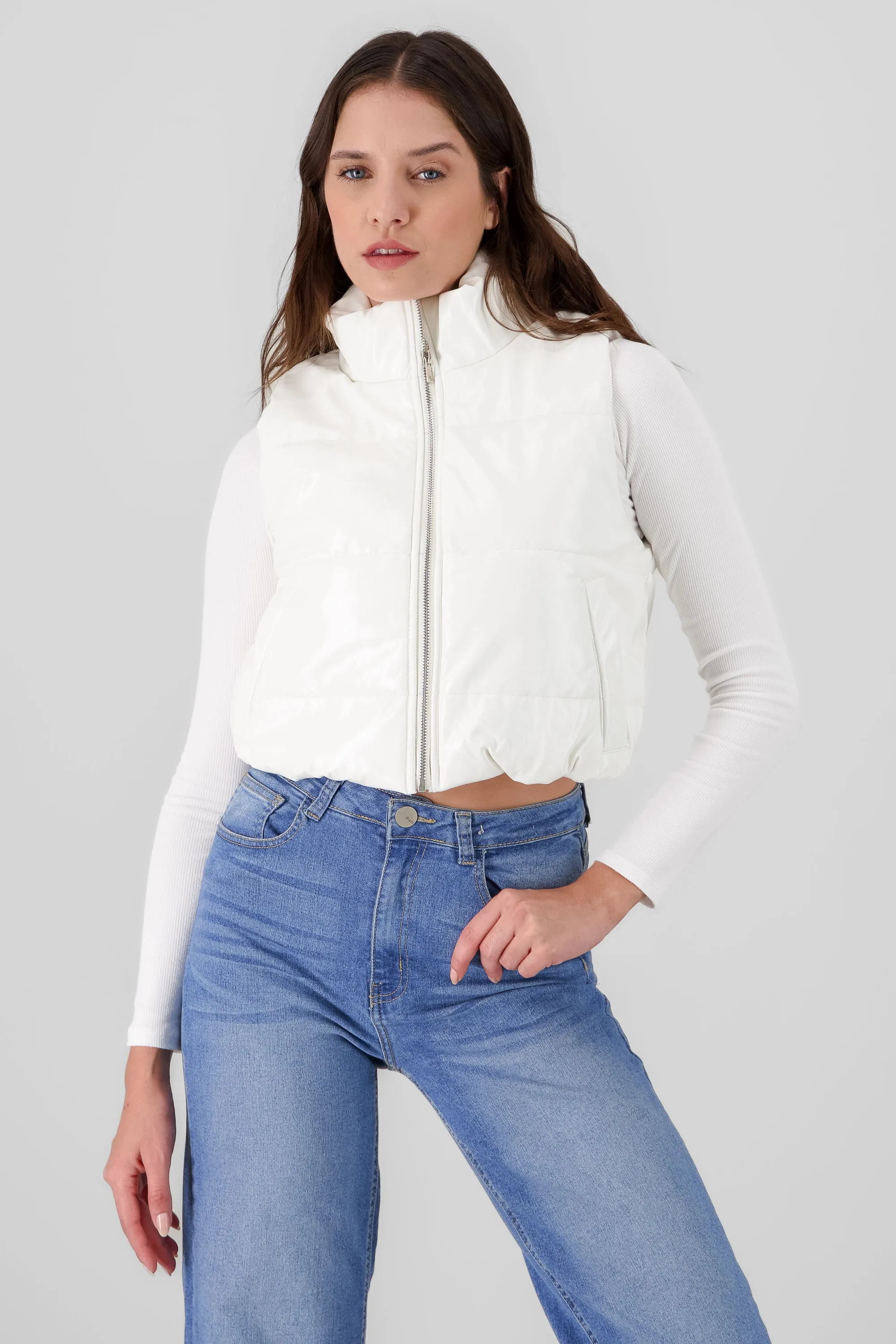 Chaleco capitonado pu brilloso sold by Shasa product image thumbnail 2