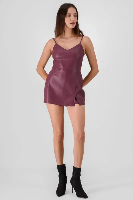 Romper mini vestido en escote v liso sold by Shasa