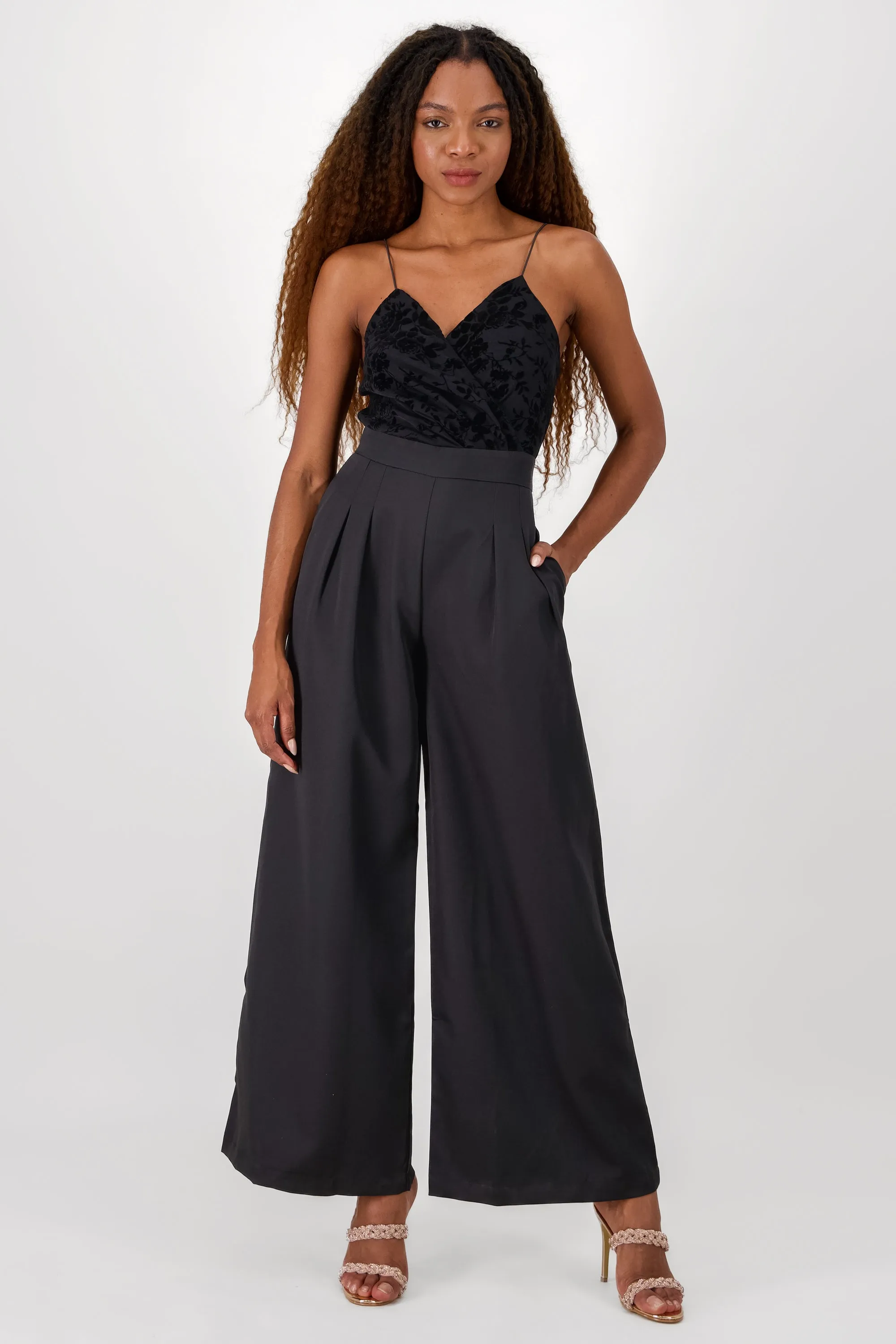 Jumpsuit con flock en top sold by Shasa