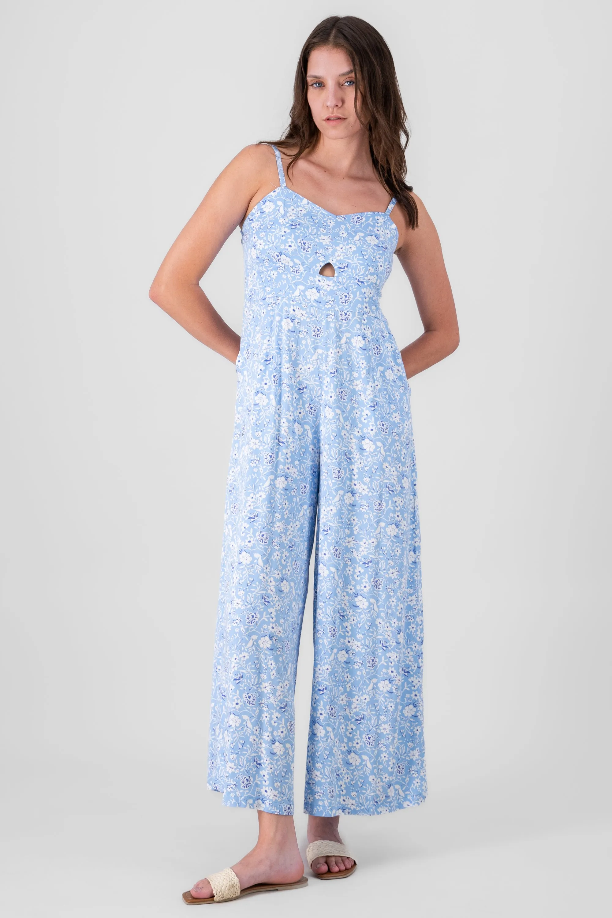Jumpsuit tirantes estampado flores sold by Shasa product image thumbnail 2