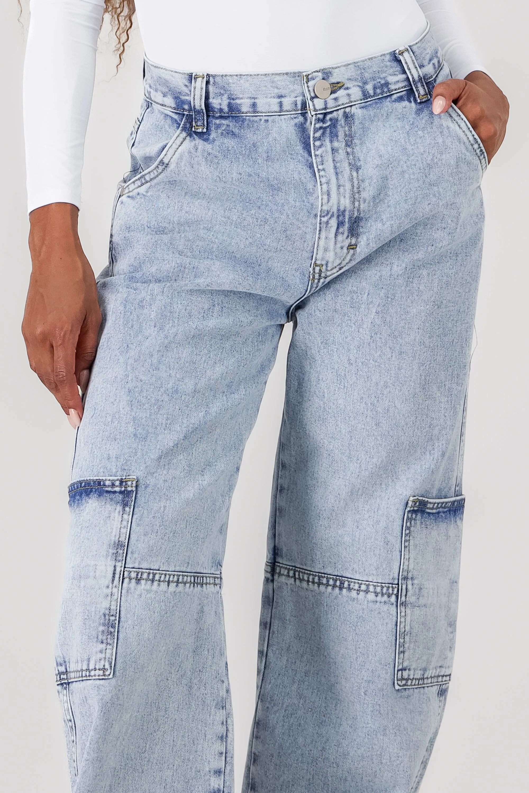 Jeans cargo con corte 2 bolsas sold by Shasa product image thumbnail 5