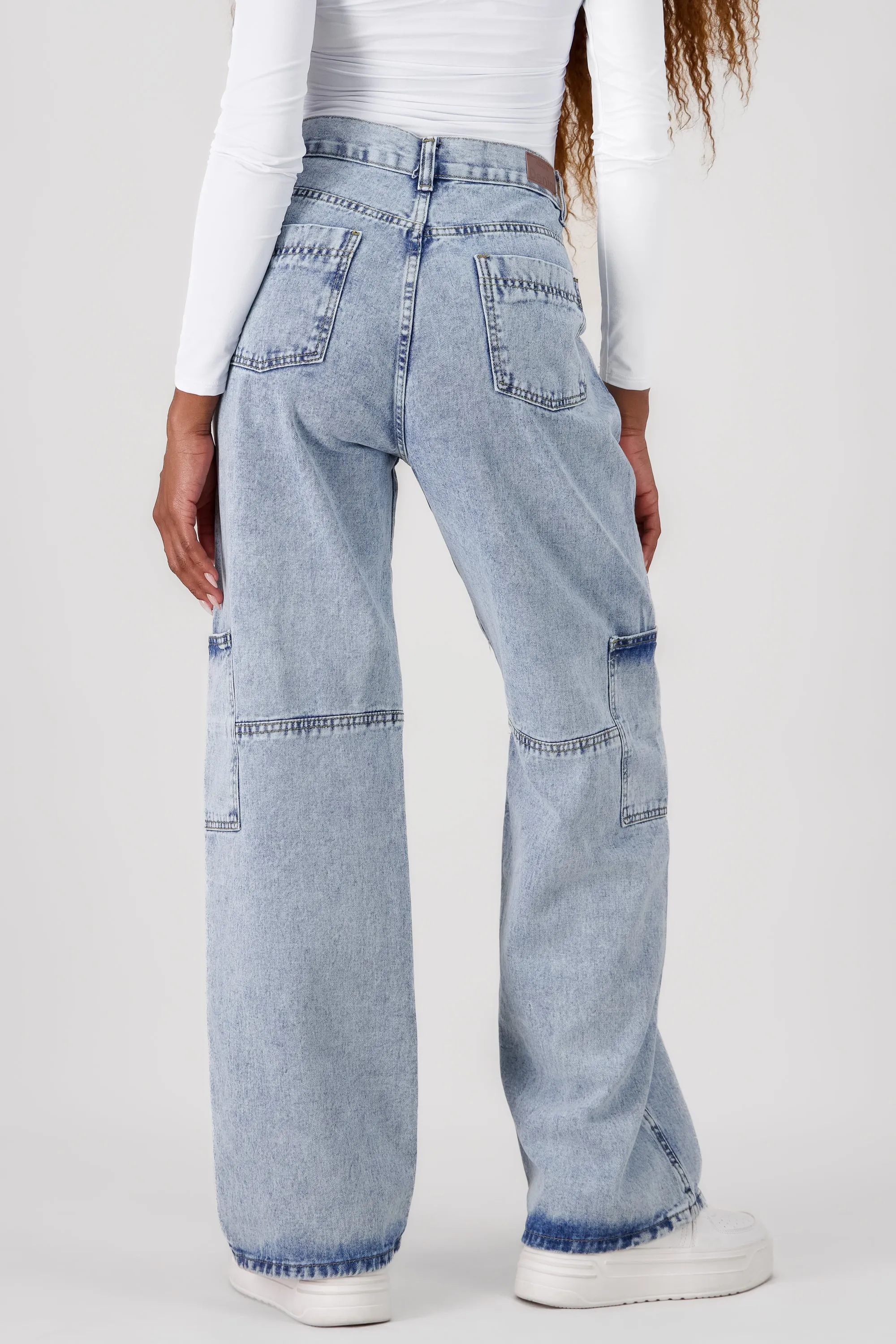 Jeans cargo con corte 2 bolsas sold by Shasa product image thumbnail 4