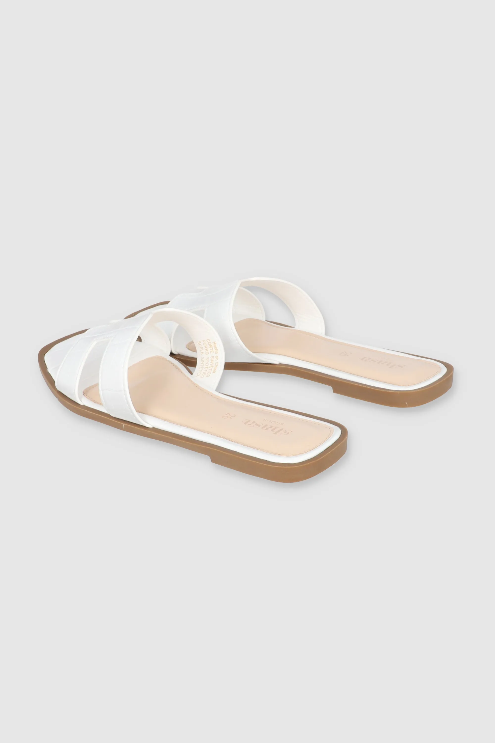 Sandalia graca croco sold by Shasa product image thumbnail 4