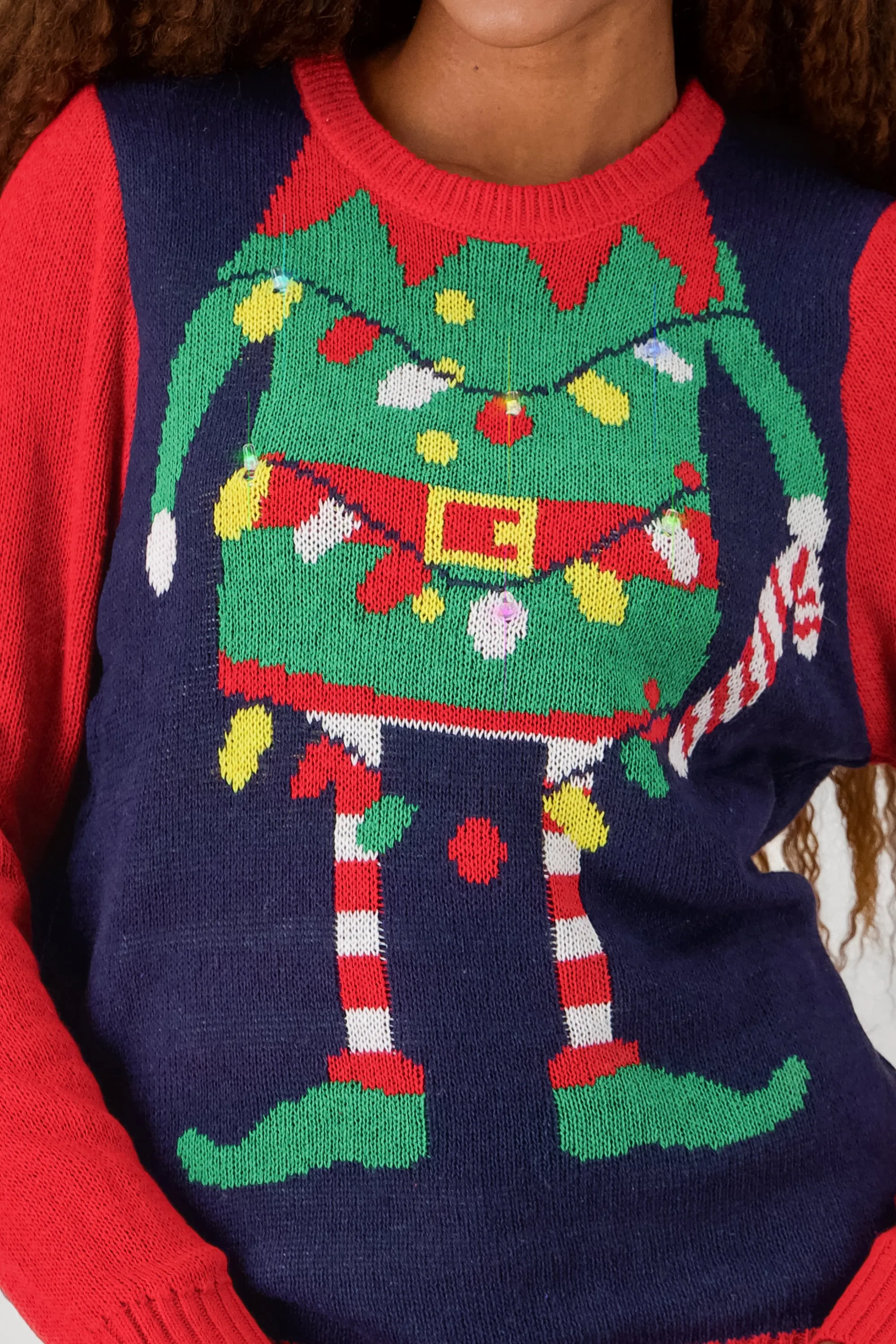 Sueter duende navidad con luces y música sold by Shasa product image thumbnail 5