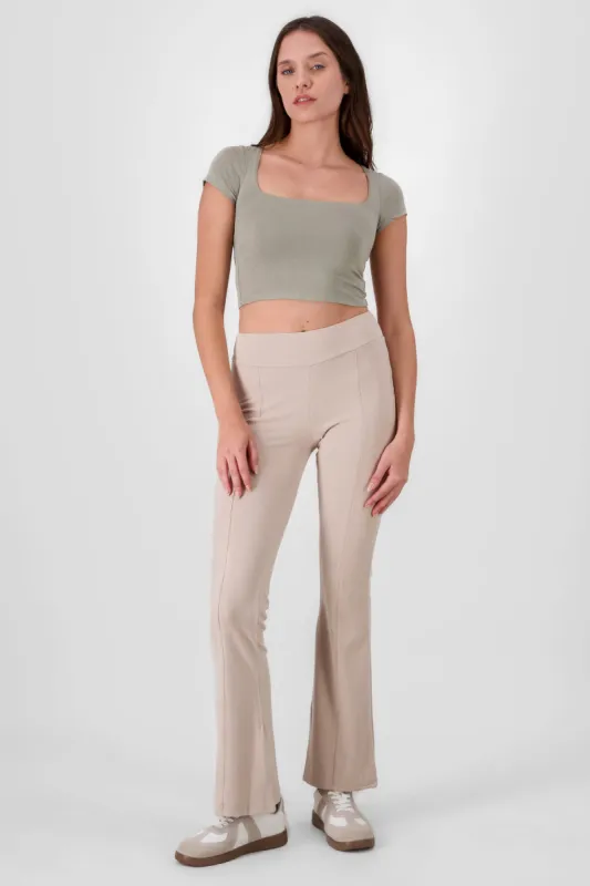 Pantalon flare textura liso sold by Shasa