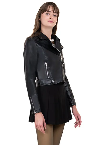 Chamarra biker efecto piel sold by Shasa product image thumbnail 3