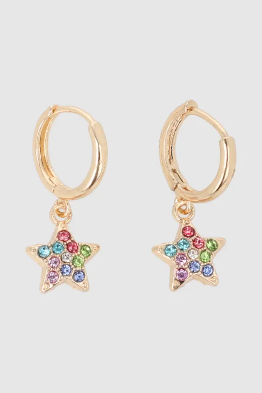 Arracadas estrella brillos sold by Shasa