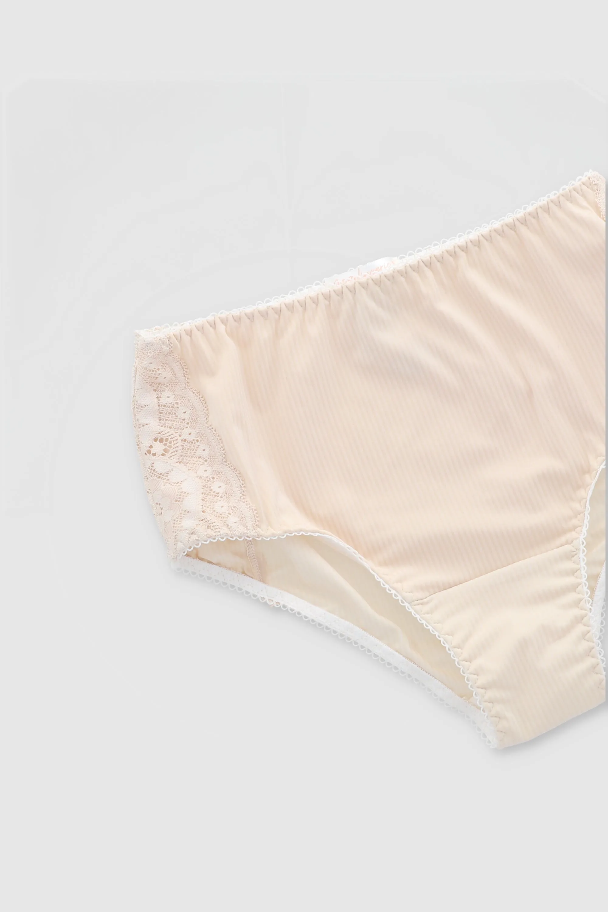 Bikini control abdomen sold by Shasa product image thumbnail 3