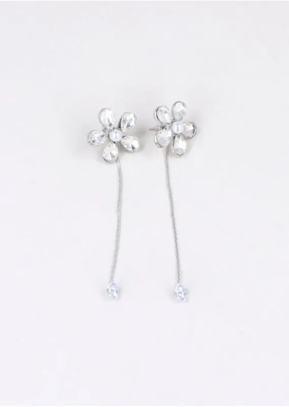 Aretes Flor Brillos sold by Shasa