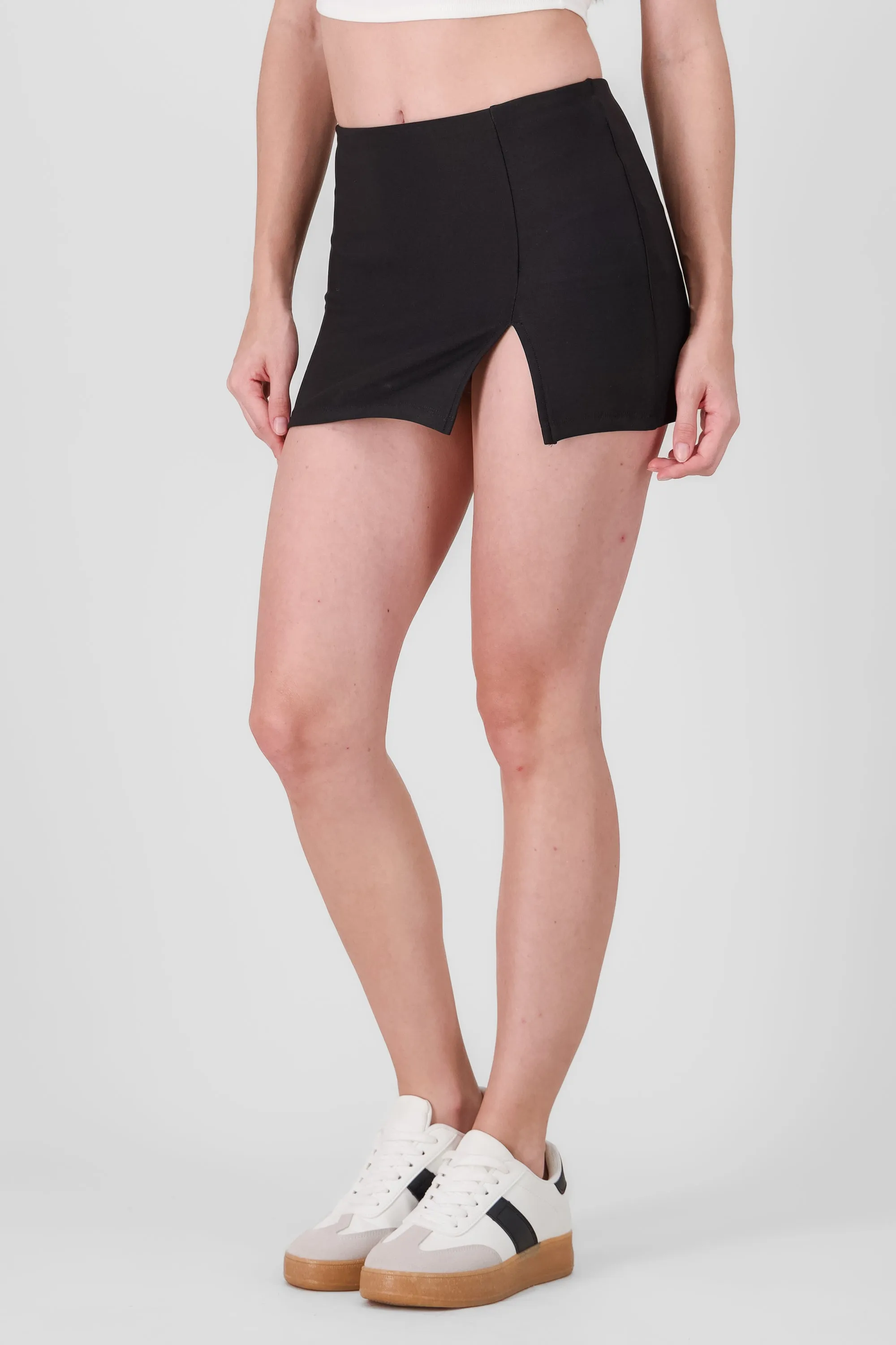 Falda mini abertura con forro sold by Shasa product image thumbnail 3