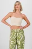 Top strapless liso sold by Shasa
