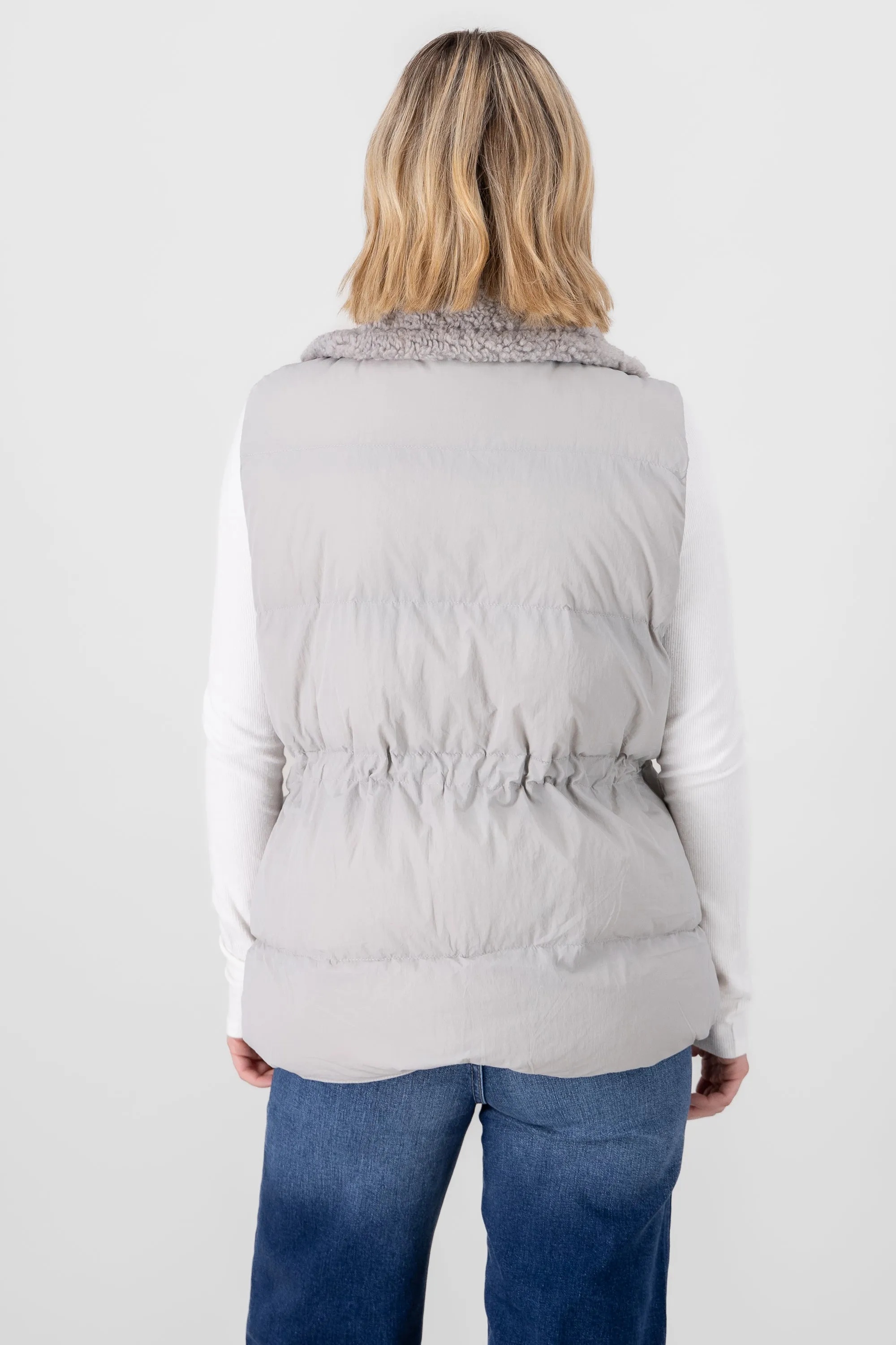 CHALECO DETALLE BORREGO sold by Shasa product image thumbnail 4