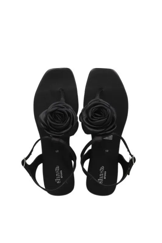 Sandalia Pata Gallo Flores sold by Shasa