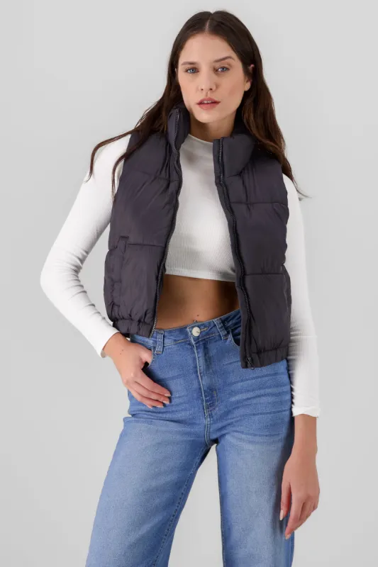 Chaleco capitonado corto sold by Shasa