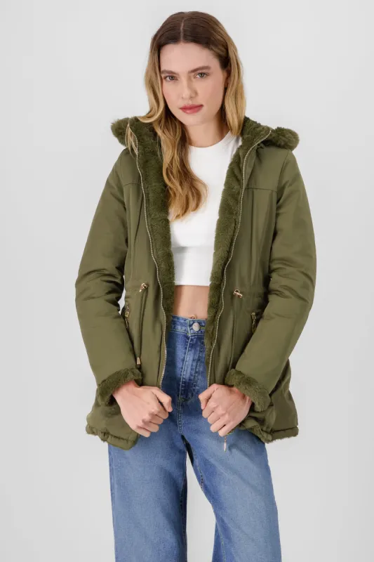 Gabardina gorro jareta sold by Shasa