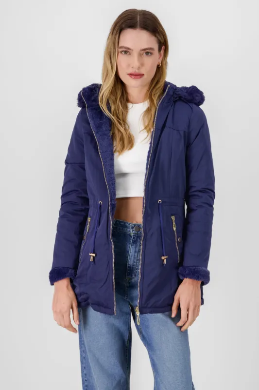 Gabardina gorro jareta sold by Shasa