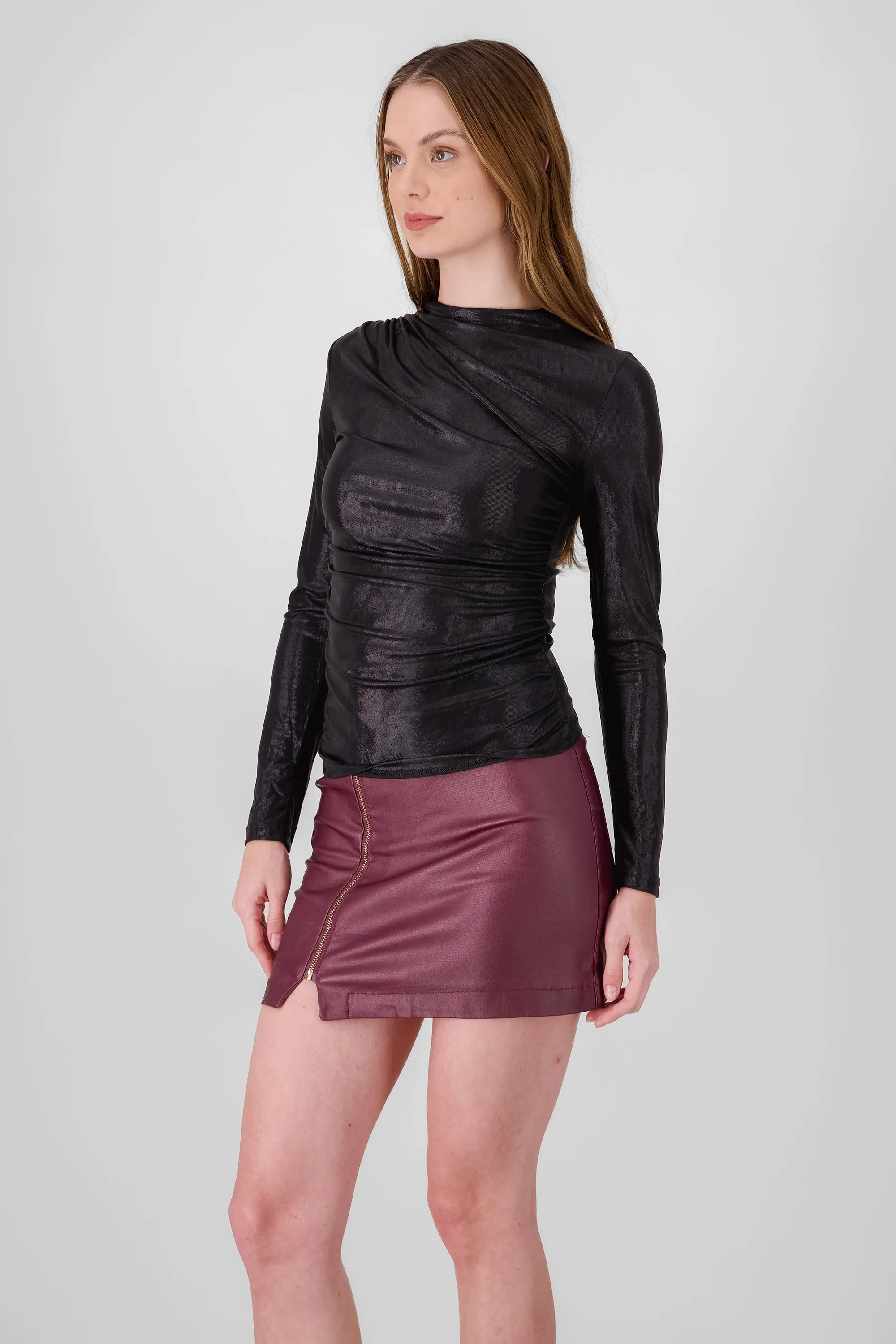 Blusa manga larga metalica sold by Shasa product image thumbnail 3