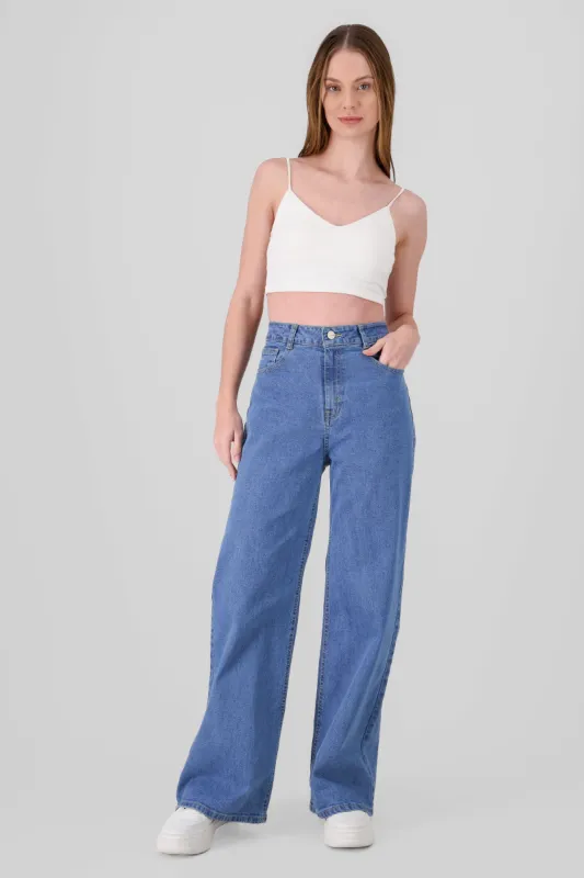 Jeans wide leg cintura media sold by Shasa