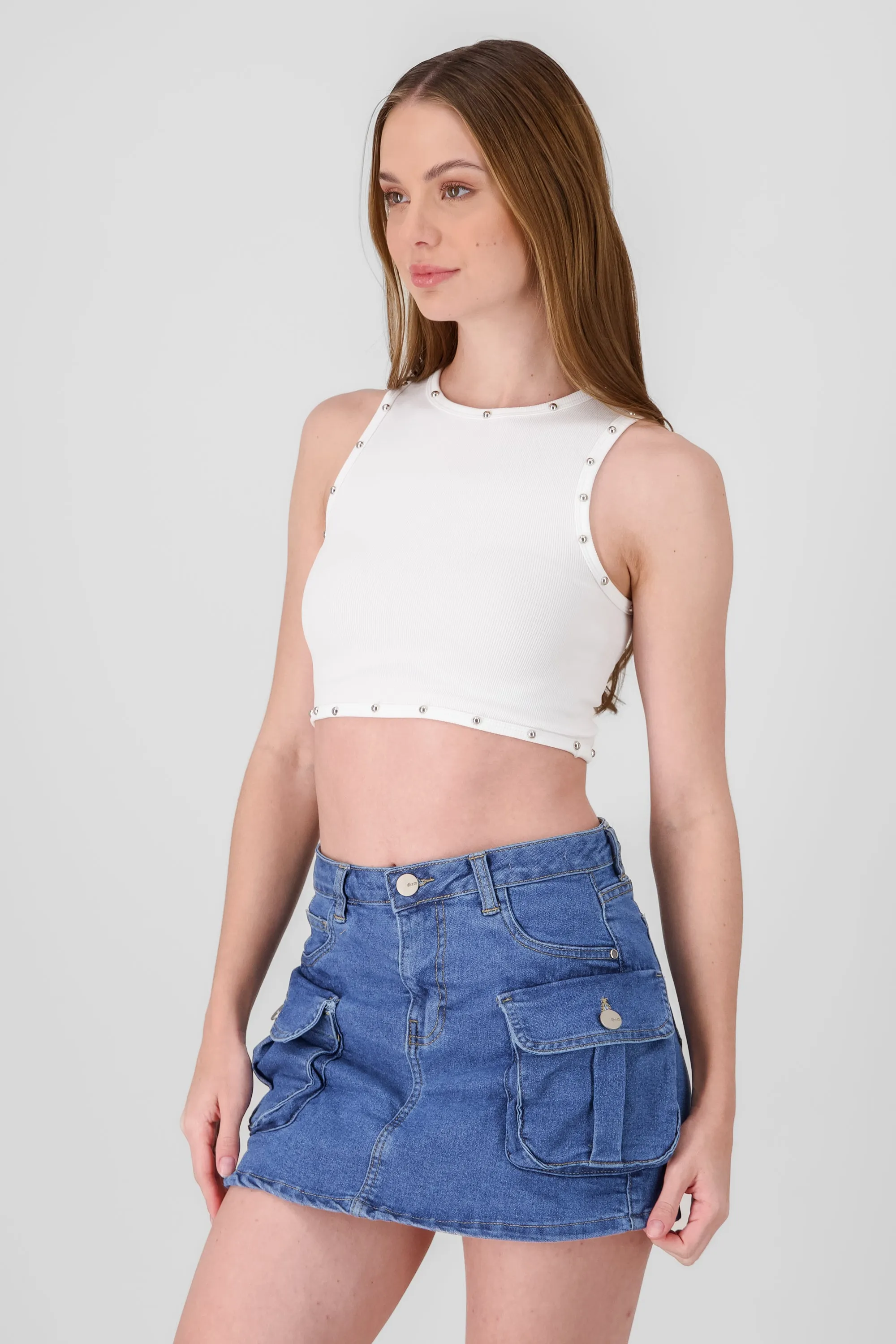 Crop top sin mangas detalle estoperoles sold by Shasa product image thumbnail 3