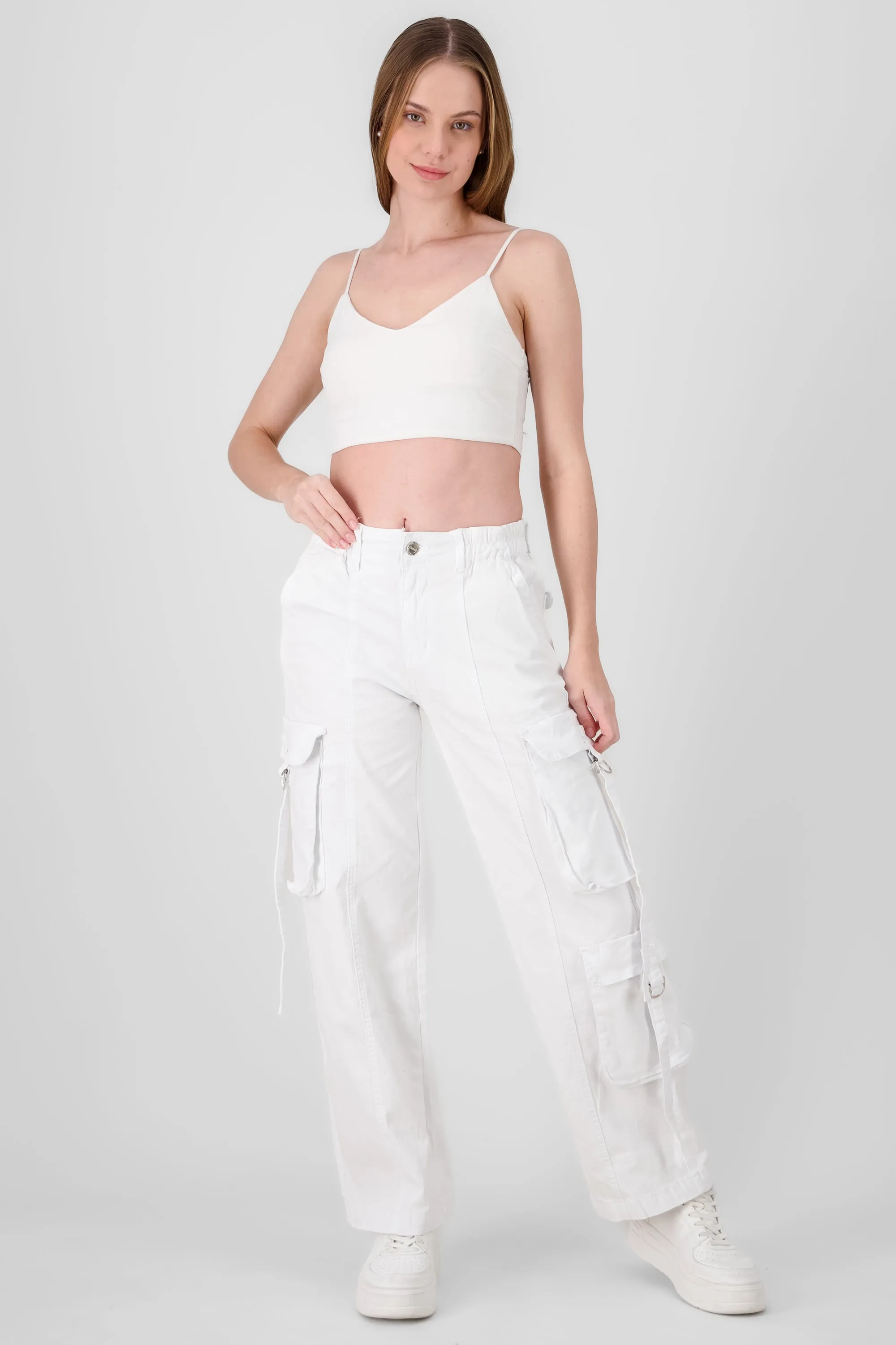 Jeans Cargo 3 Bolsas Tiras sold by Shasa