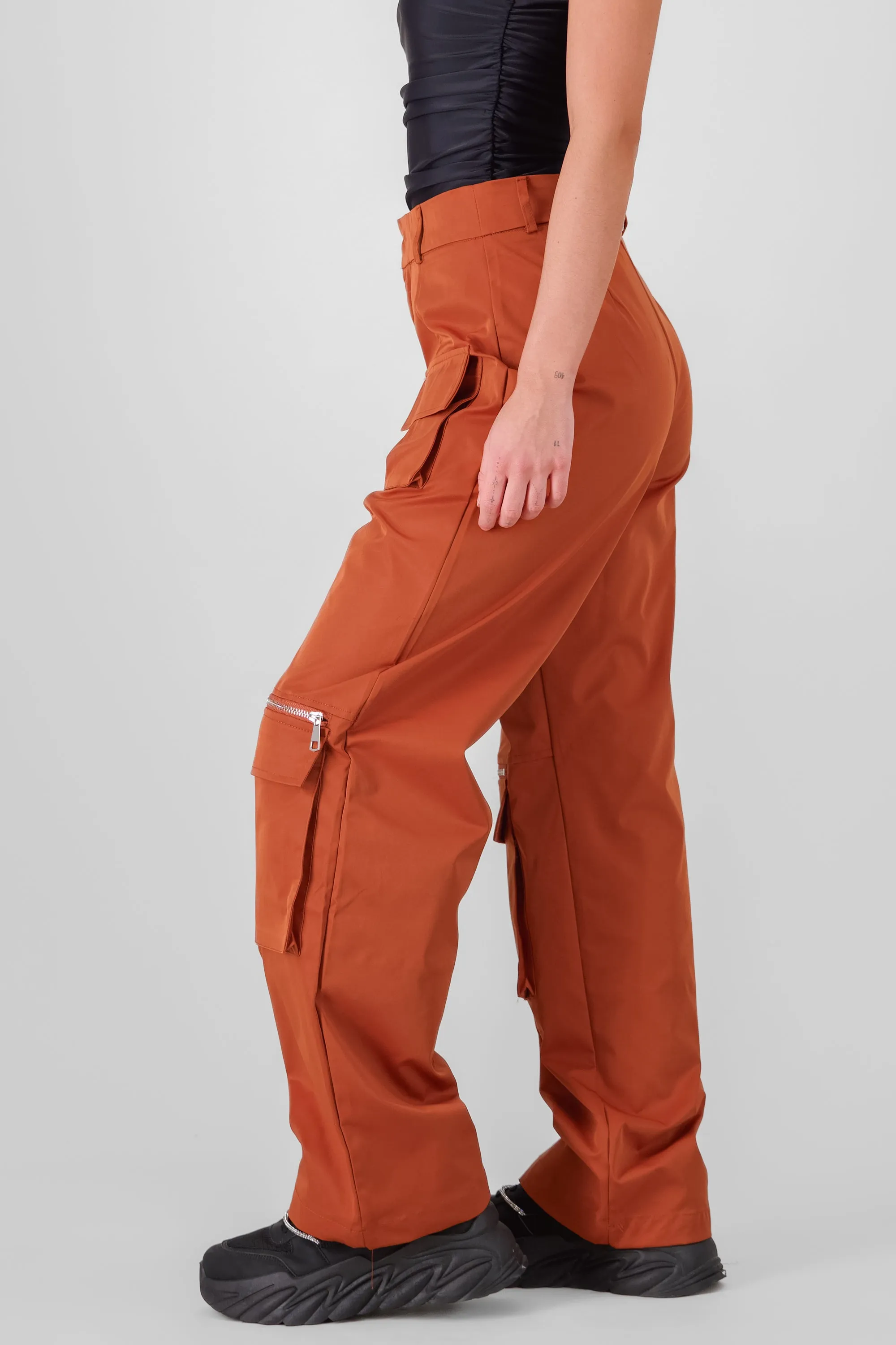 Pantalon recto detalle bolsas sold by Shasa product image thumbnail 3