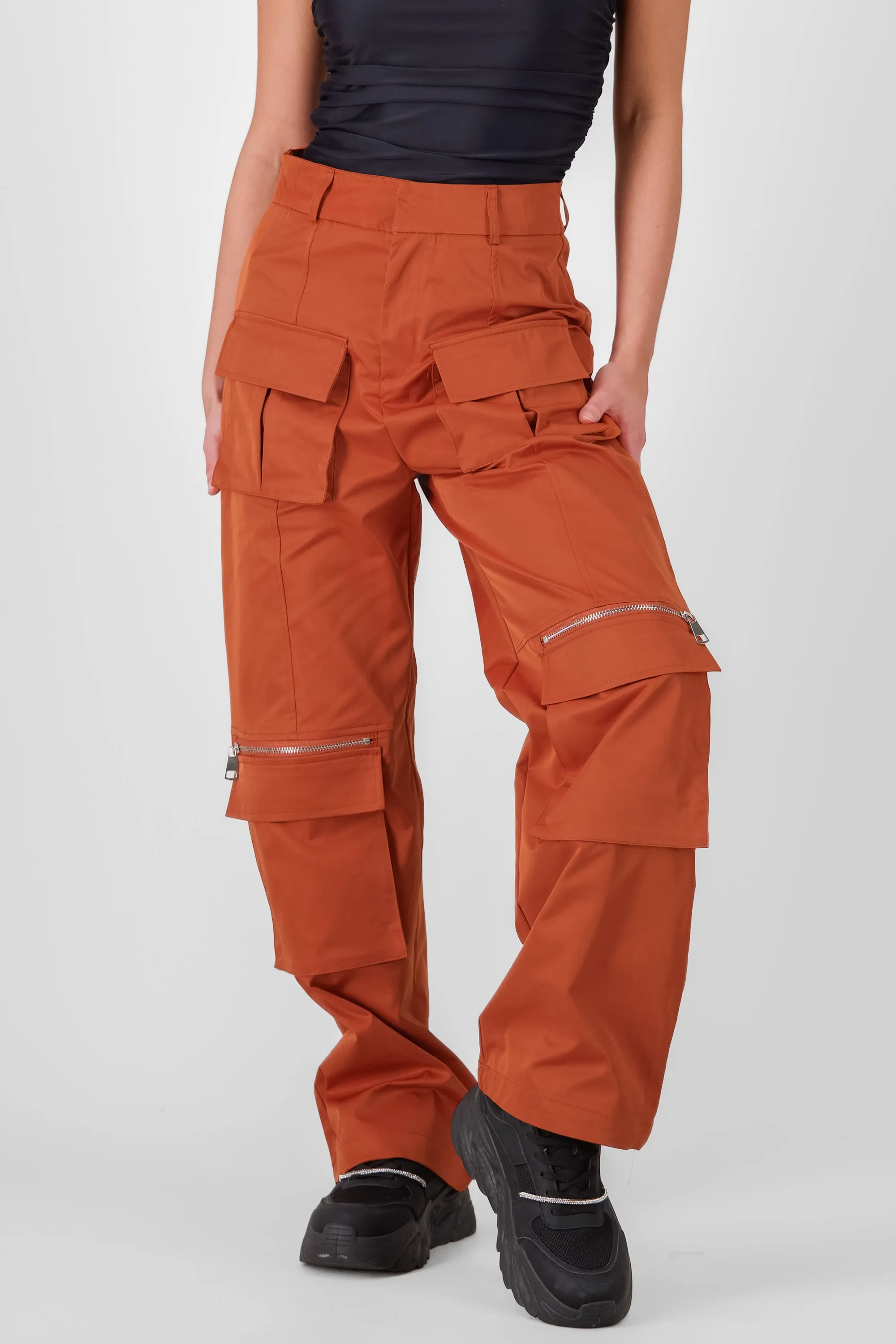 Pantalon recto detalle bolsas sold by Shasa product image thumbnail 2