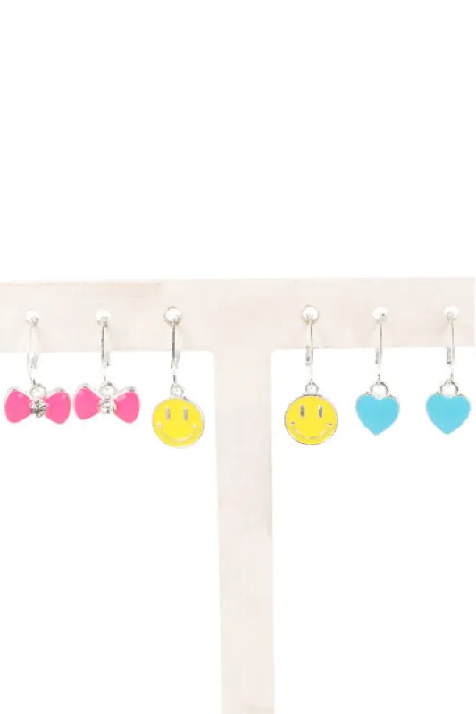 3Pr Aretes Happy Face sold by Shasa