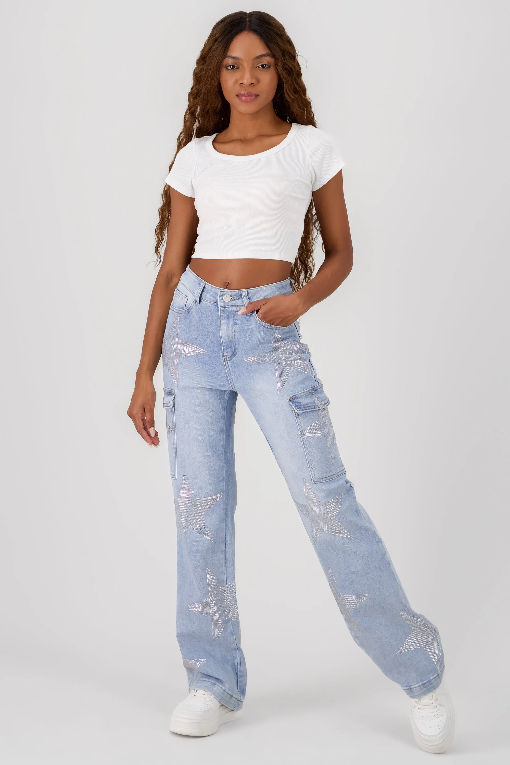 Jeans wide leg estrellas cargo sold by Shasa
