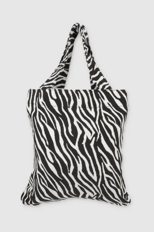 Tote print cebra sold by Shasa