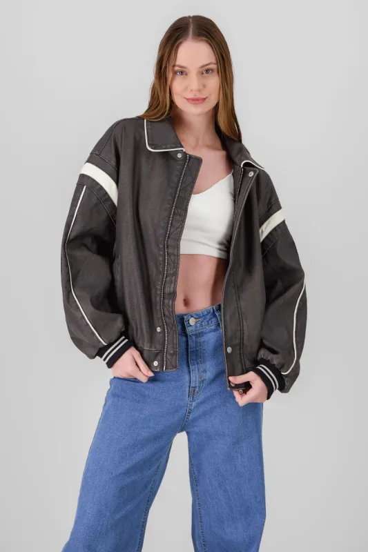 Chamarra oversize efecto piel sold by Shasa