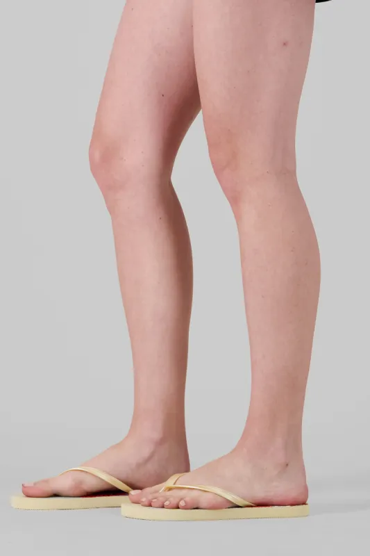 FLIP FLOP ANIMAL PRINT HOJAS sold by Shasa