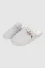 Pantufla zueco suede relleno sold by Shasa