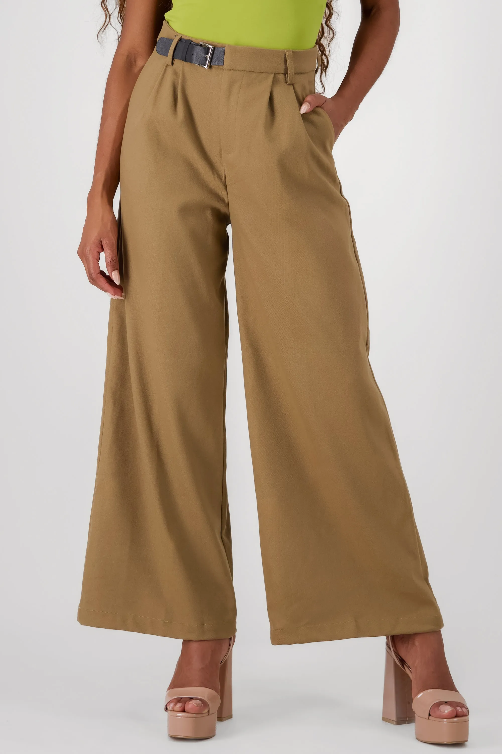 Pantalon amplio detalle cinturon pretina sold by Shasa product image thumbnail 2