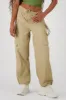 Pantalon amplio detalle bolsas cargo sold by Shasa