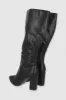 Bota estructurada larga puntual sold by Shasa