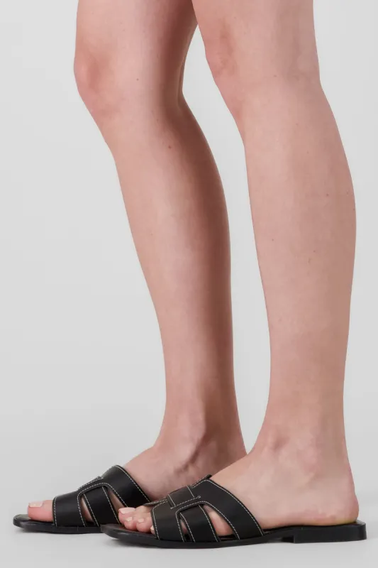 SANDALIA TIRAS GRUESAS sold by Shasa