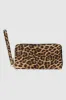 Cartera grande animal print sold by Shasa