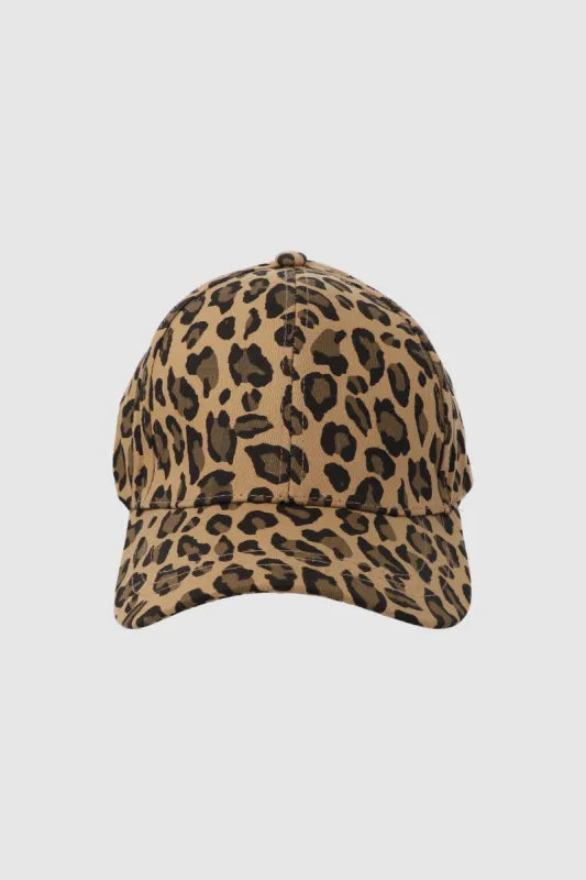 Gorra sencilla leopardo sold by Shasa