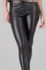 Leggings de piel lisos sold by Shasa
