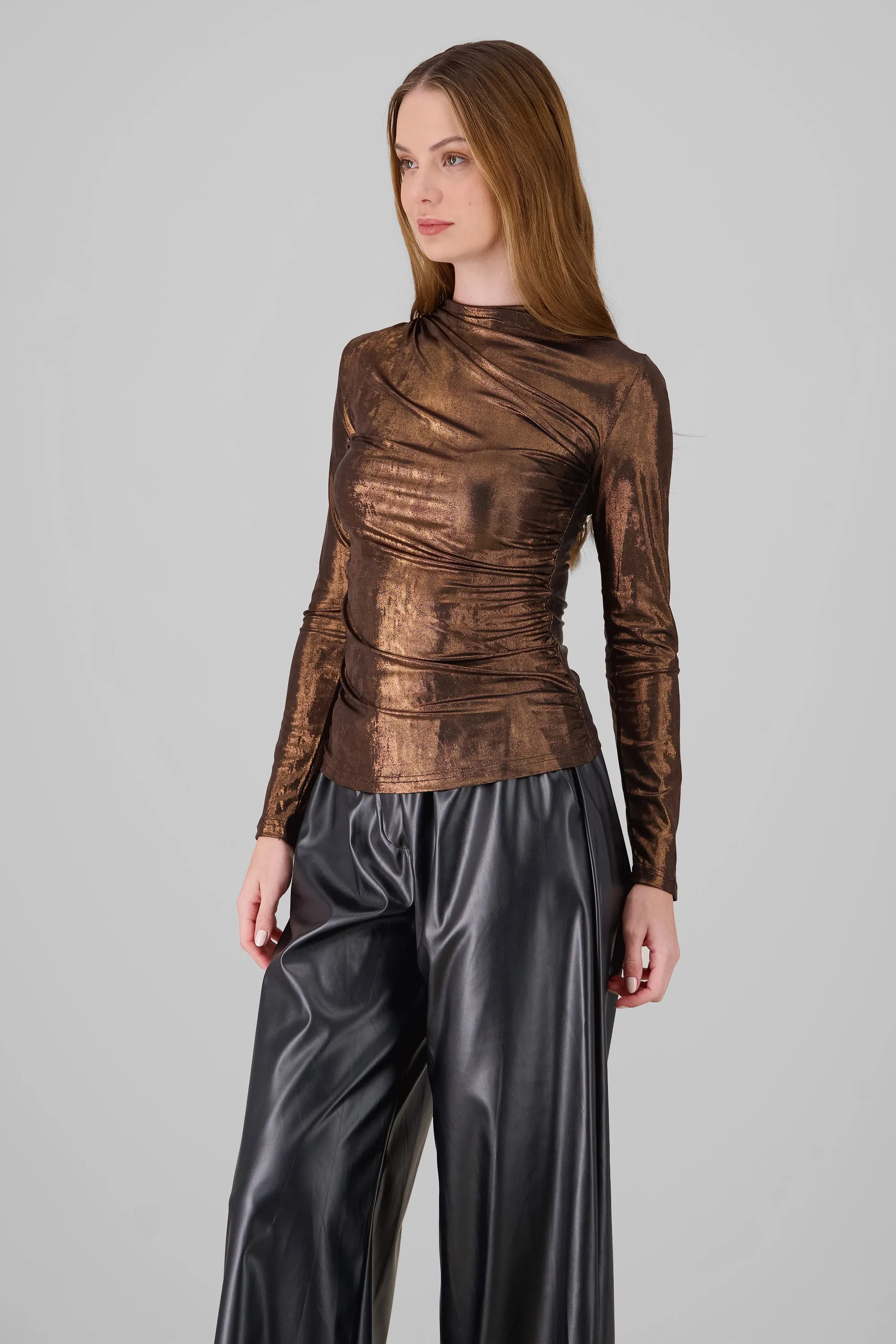 Blusa manga larga metalica sold by Shasa product image thumbnail 3