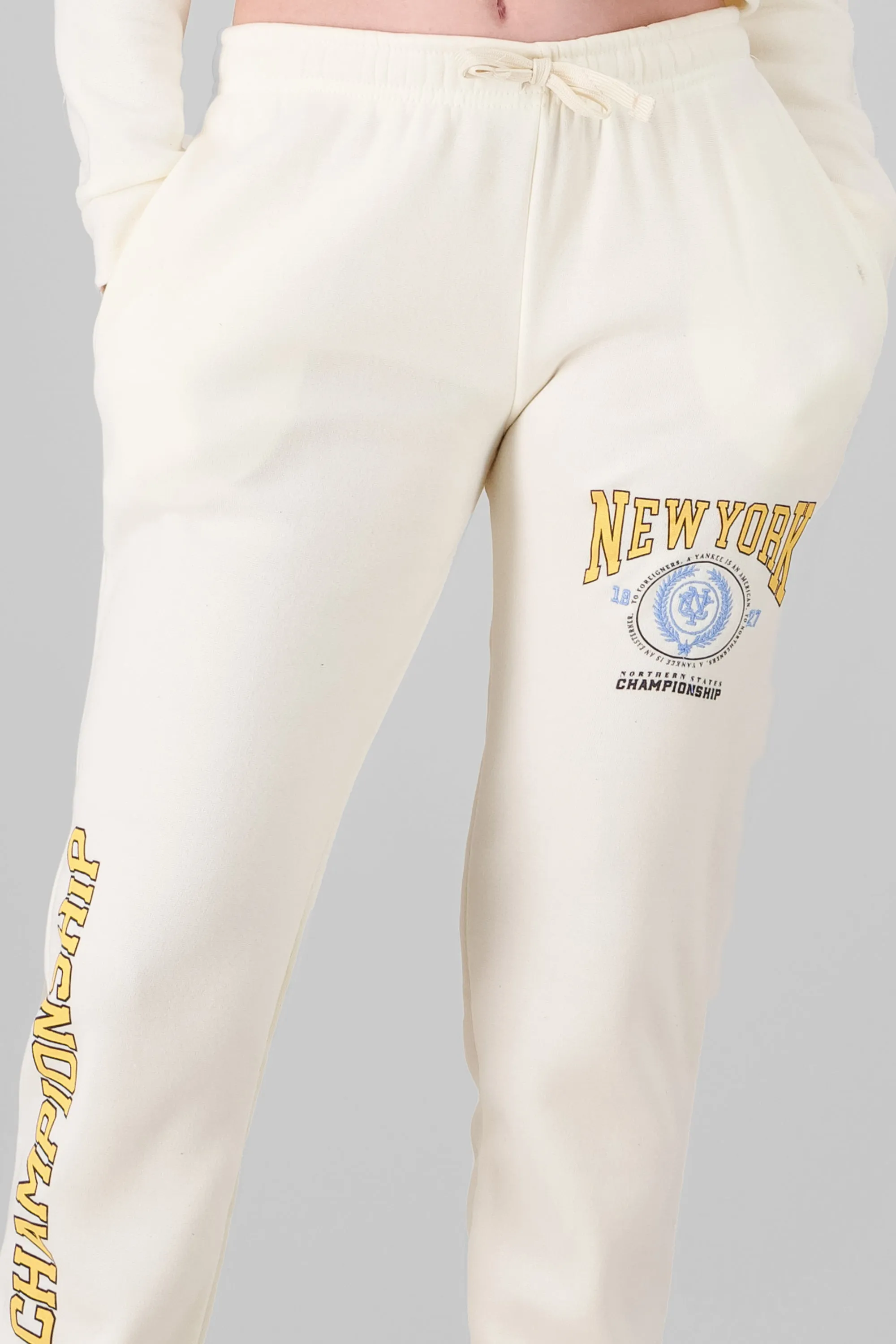 Joggers estampado championship ny sold by Shasa product image thumbnail 5