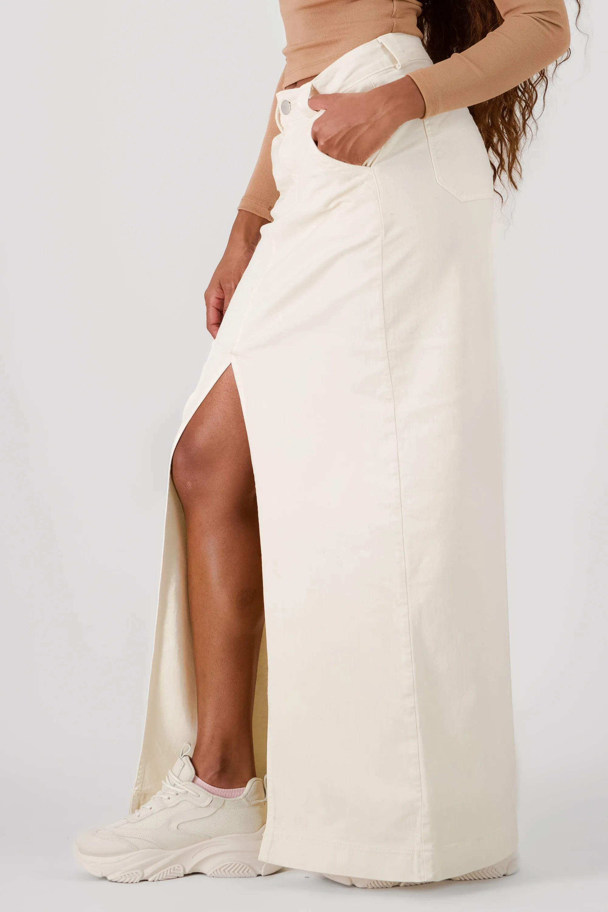 Falda denim maxi con abertura Hypsters sold by Shasa product image thumbnail 3