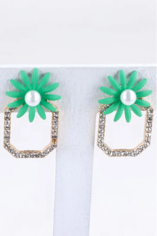 Aretes Flor Color Cuadro sold by Shasa