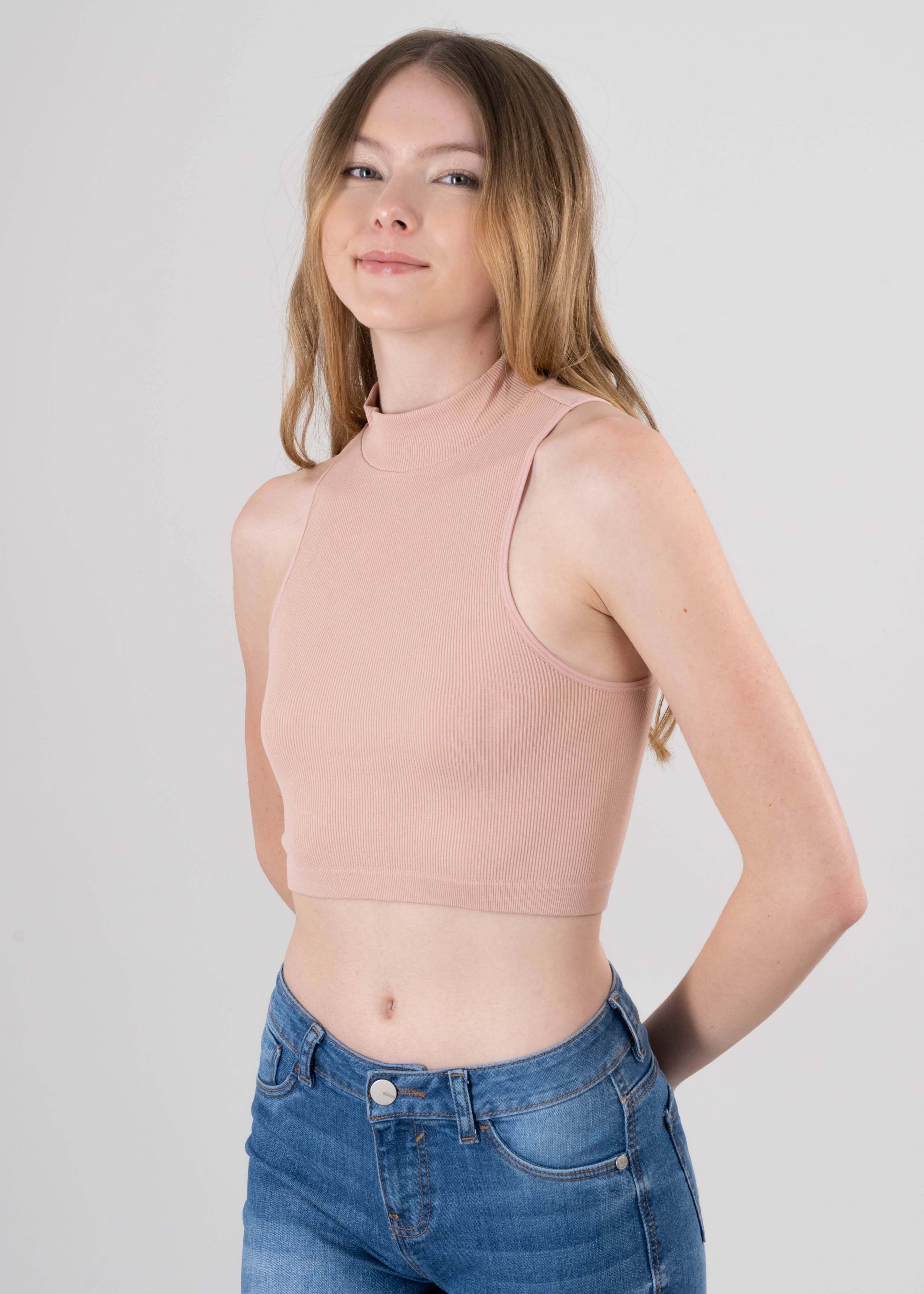 Tank top cuello alto liso sold by Shasa